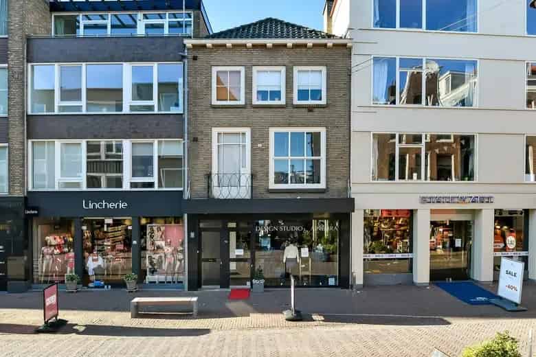 228m2 Winkelruimte Arnhem Modestraat 2 Studio's NS Station