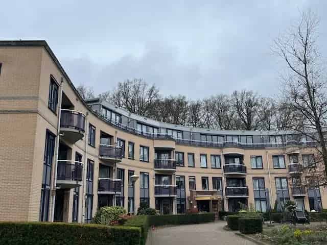 Appartement 1 slaapkamer balkon gerenoveerd medio juli