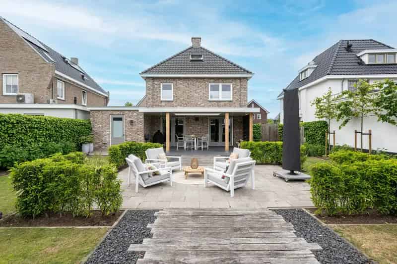 Huis Te Koop , 115, Joost van den Vondellaan, Middelharnis, Zuid-Holland