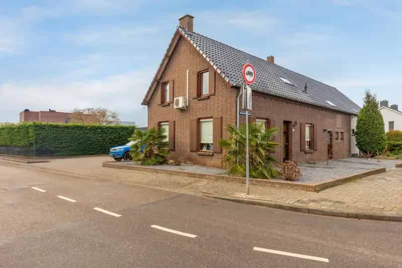 Woonboerderij Linne Ruime 302m2 Kantoor Zwembad 56 Zonnepanelen