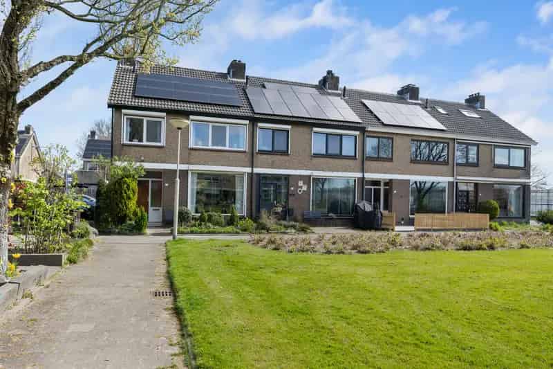 Huis te koop Bleiswijk 4 slaapkamers nabij recreatiegebied