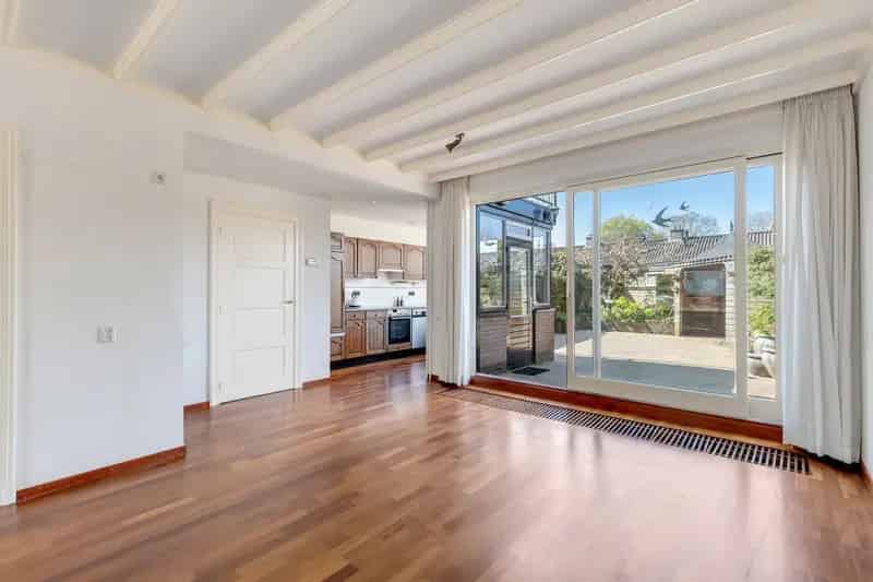 Huis te koop Maartensdijk 4 slaapkamers grote tuin