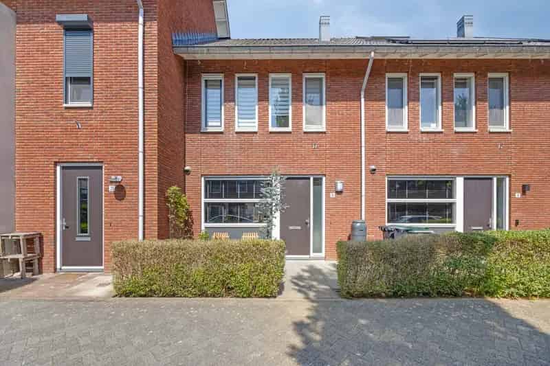 Moderne Tussenwoning Loovelden 3 slaapkamers Tuin