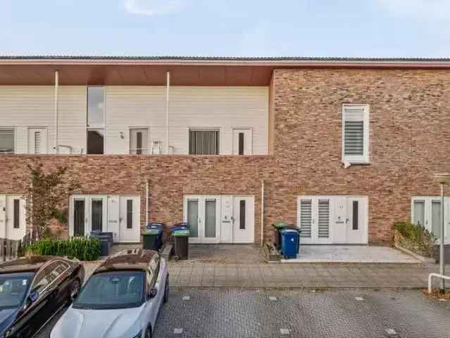 3 Slaapkamers Een gezinswoning te Almere Tussen de Vaarten