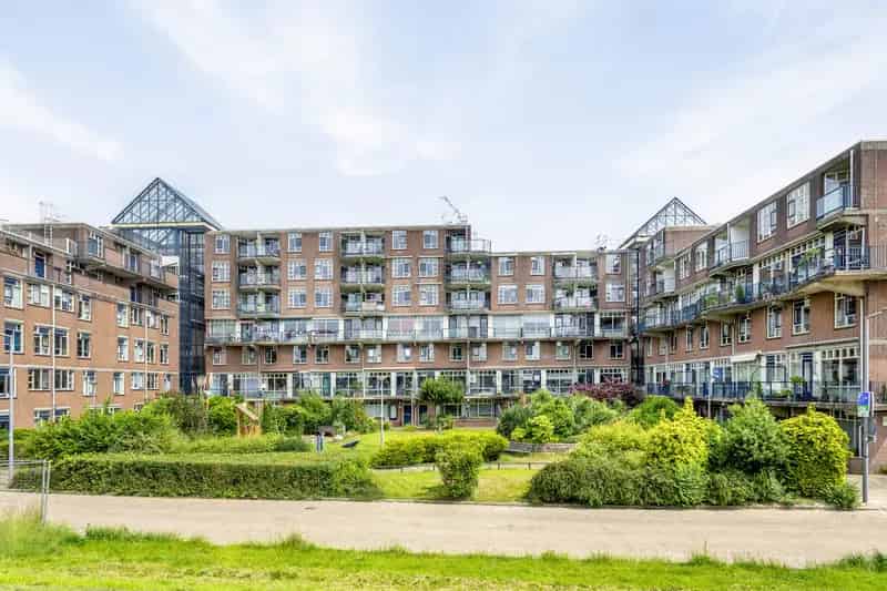 Tweekamerappartement Kralingen Balkon Uitzicht Nieuwe Maas
