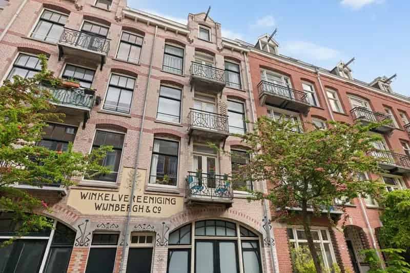 Amsterdam Pijp Appartement 70m2 Balkon Terras Zolderkamer