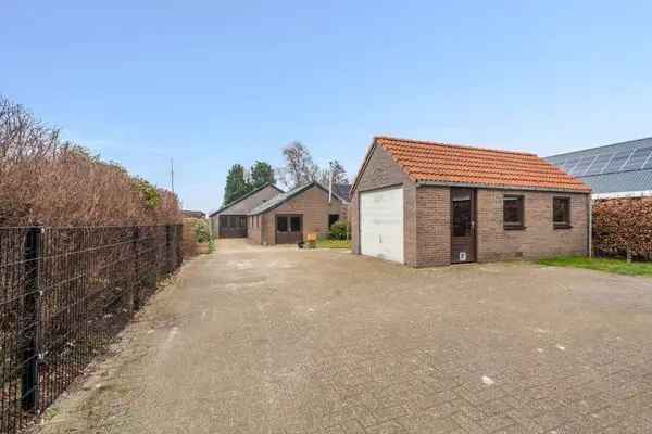 Vrijstaande woning met grote schuur 350m2 Vriescheloo