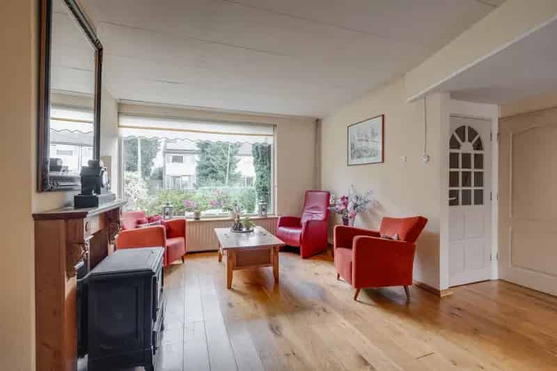 Huis te koop: Willem de Feschlaan 2 6952 BW Dieren 