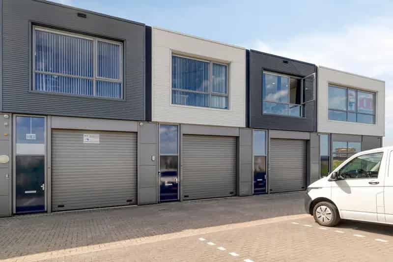 Bedrijfshal te huur Vlaardingen 110m²