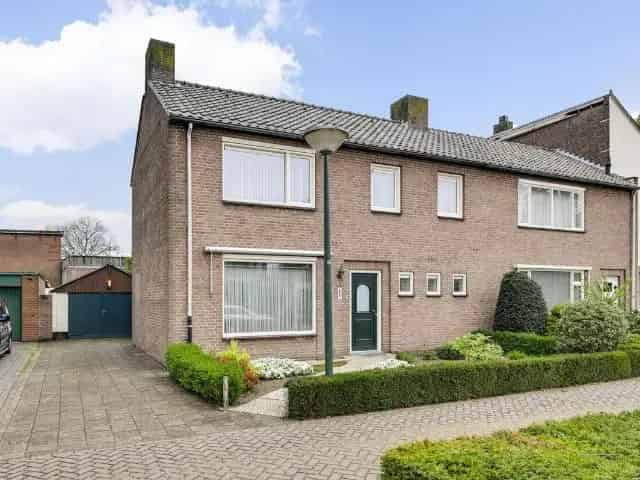 Halfvrijstaande woning Maarheeze 4 slaapkamers