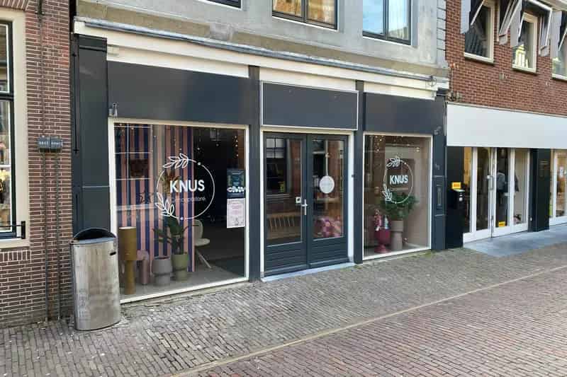 Winkel te Huur Enkhuizen 108m² Centrum