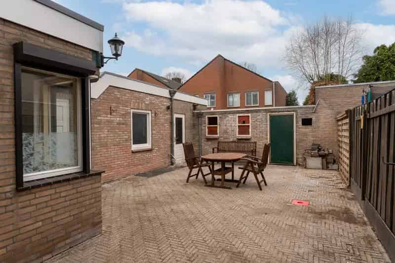 Te Koop: Statige 2-kapper Sprang-Capelle - Garage - Carport - Tuin