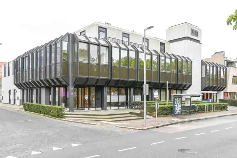 Kantoorruimte te huur Hoofddorp 355m2