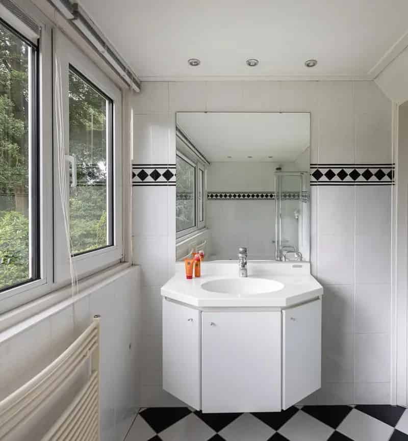 Karaktervolle Villa Harderwijk Ruim Perceel Vijf Slaapkamers