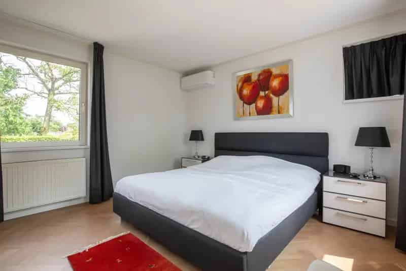 Vrijstaande woning Aalsmeer 2 slaapkamers appartement zonnepanelen