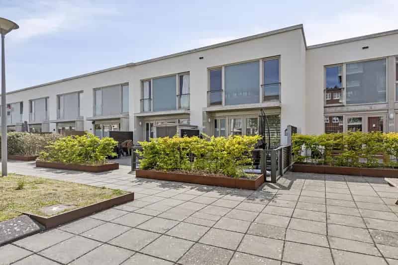 3 Slaapkamers Appartement Tuin Parkeerplaats Waddinxveen