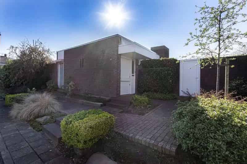 Ruime Bungalow Heerlen 4 slaapkamers tuin souterrain