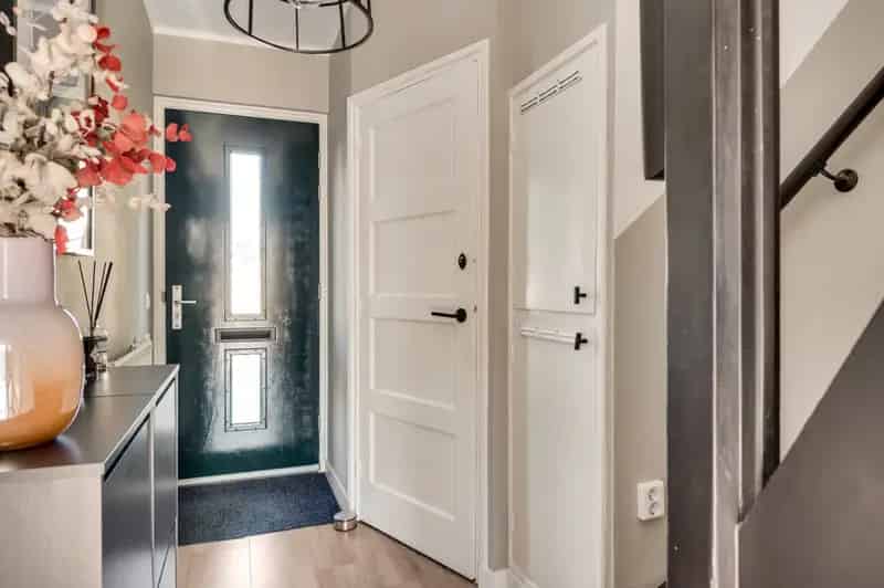Instapklare woning 3 slaapkamers  tuin paviljoen 1952 gerenoveerd