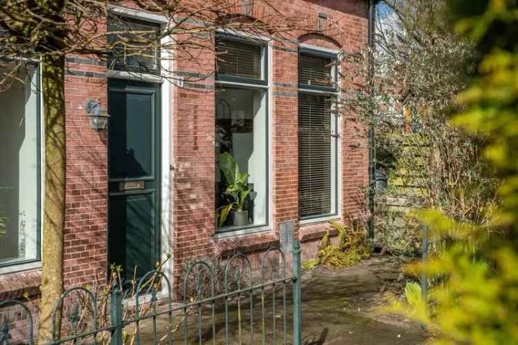 Ruime Hoekwoning 3 Slaapkamers Zonnige Tuin