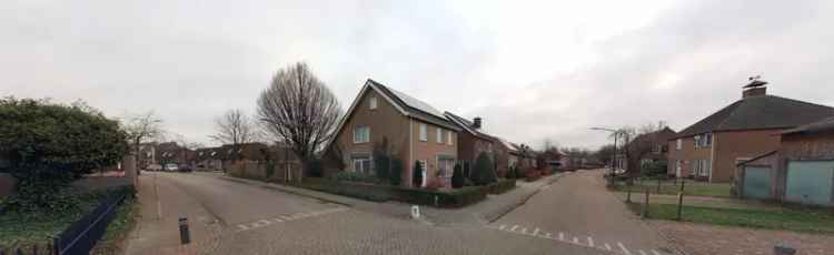 Huis Te Huur in 20, Walterus van Houtstraat, Nistelrode, Noord-Brabant