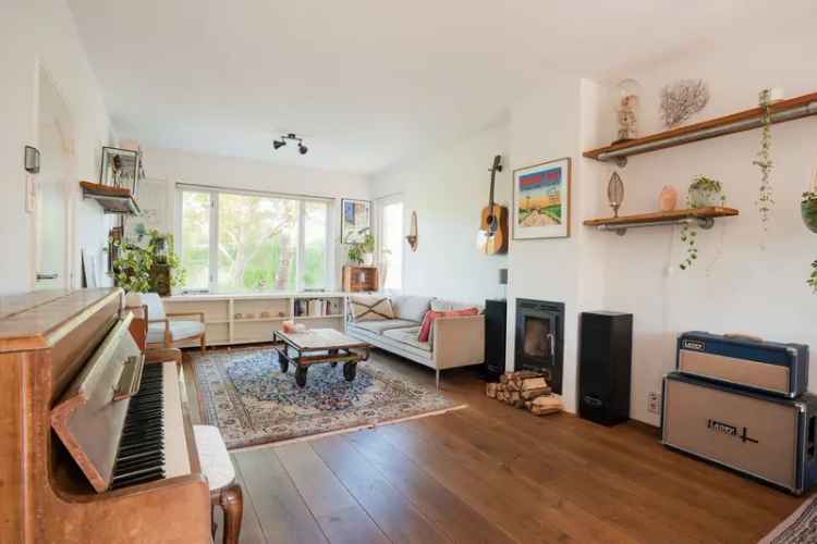 Huis te koop Zaandam: Familiewoning 3 slaapkamers grote tuin
