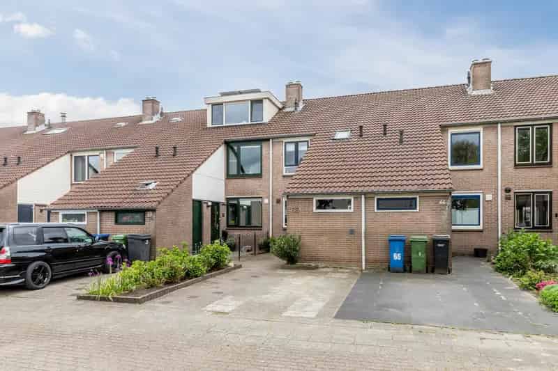 Tussenwoning Harmelen 3 slaapkamers moderne keuken tuin