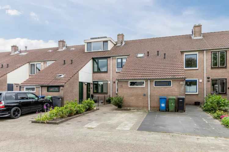 Tussenwoning Harmelen 3 slaapkamers moderne keuken tuin