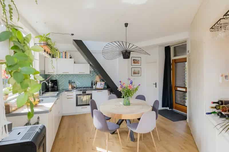 Huis te koop Haarlem Sterrenbuurt: Unieke woning 71m2