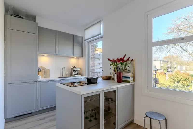Amsterdamse School Dubbel Bovenhuis te Koop Watergraafsmeer