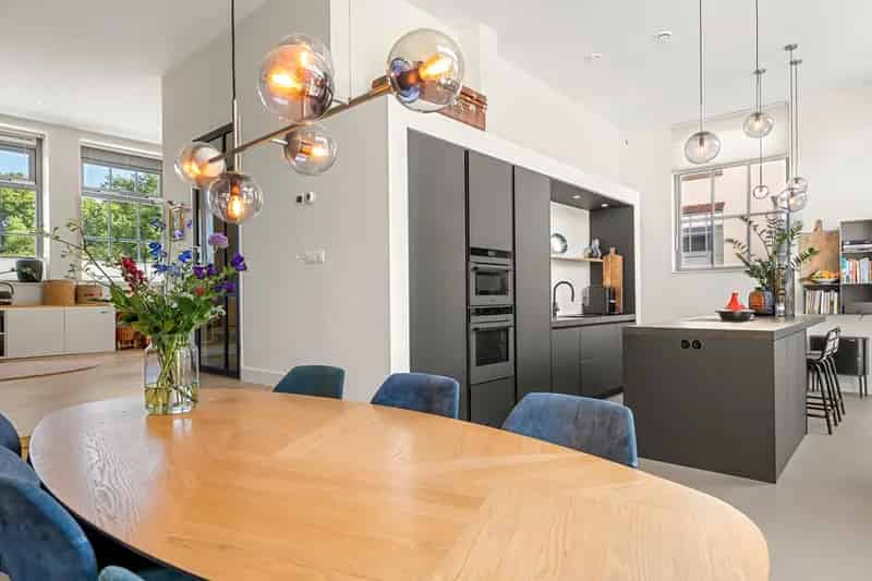 Huis te Koop Ede: Moderne 7 Kamer Woning 226m²