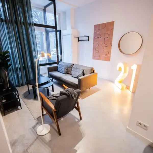 Appartement in Rotterdam, Rubroek