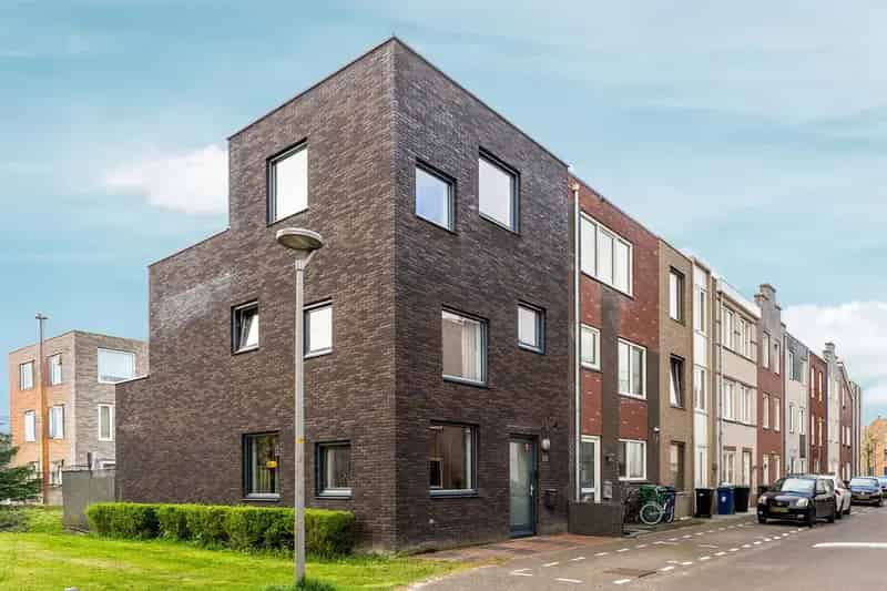 Eindwoning Almere Poort 4 slaapkamers Dakterras Energielabel A