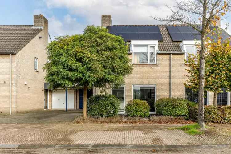 Huis Te Koop , 17, Beekdal, Ulvenhout, Noord-Brabant