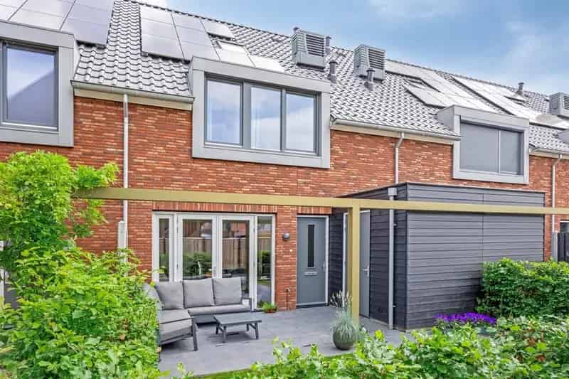 Moderne Tussenwoning Steenbergen Nieuwbouw Ruime Tuin Energielabel A++