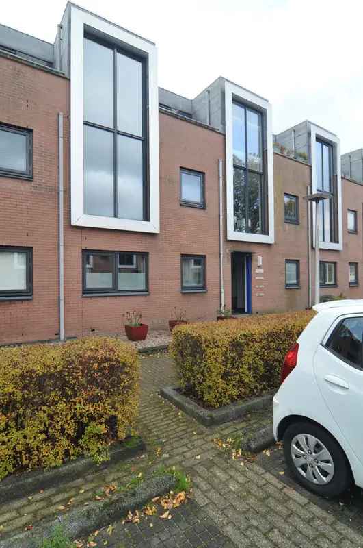 Benedenwoning Te Huur in Lisse, Zuid-Holland