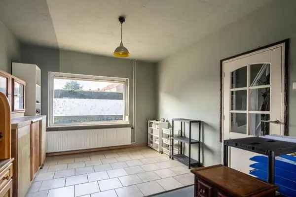 Te renoveren hoekwoning Waubach 3 slaapkamers tuin kelder