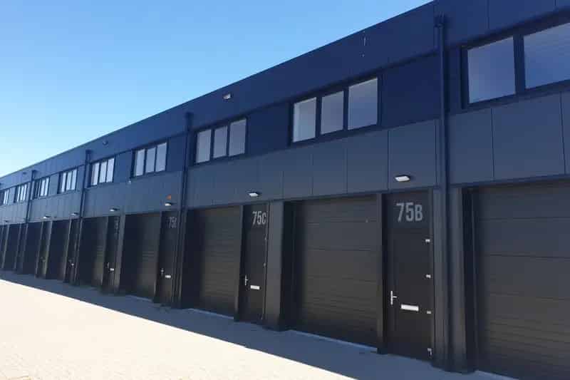 Bedrijfshal te huur Heiloo 80m² -  Airco, Zonnepanelen, Eigen Parkeerplaats