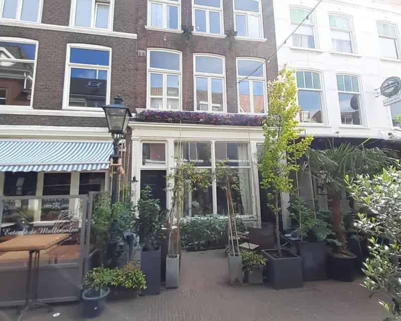Kamer in groot huis tijdelijk te huur