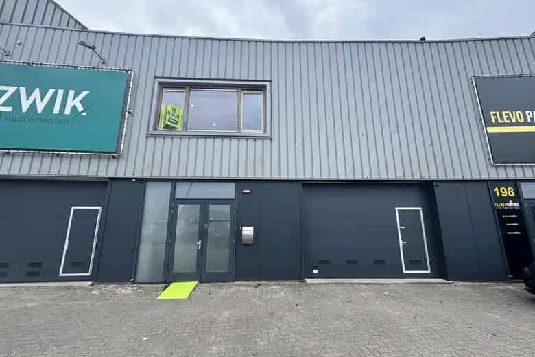 400m2 Bedrijfsruimte te Huur Almere Poort