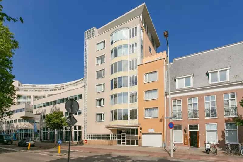 Ruim 5-kamer Appartement Bezuidenhout 166m2