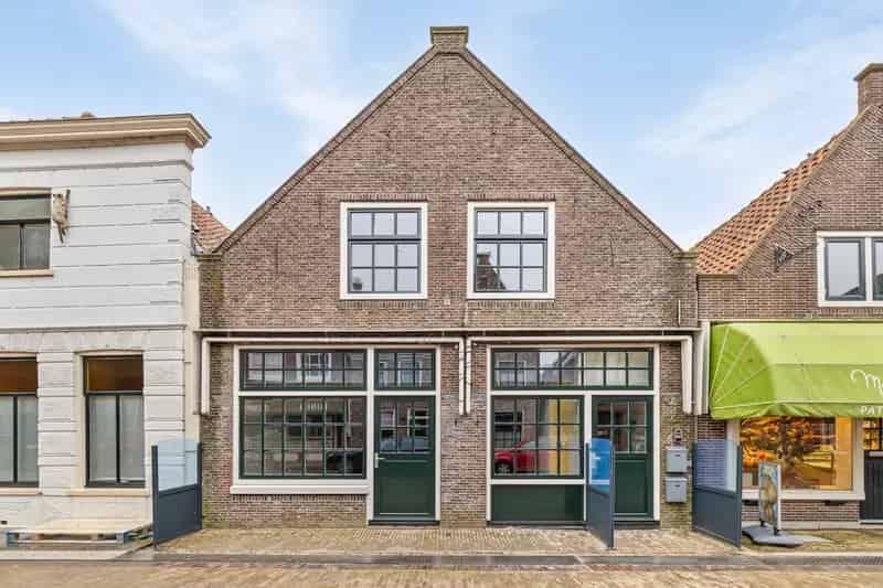 Horecaruimte Monnickendam 80m2  Recent gerenoveerd  Energielabel A+