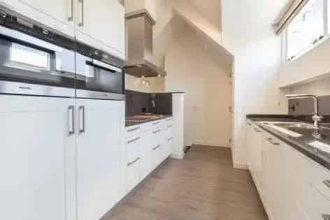 3 Kamer Appartement 90m2 Den Haag Gerenoveerd