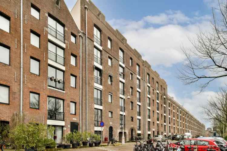 Bedrijfshal Amsterdam Entrepotdok te koop