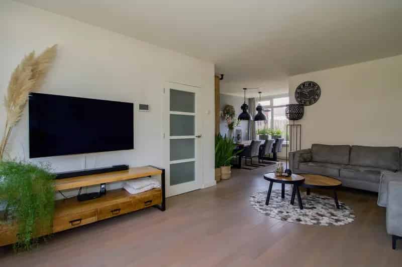 Ruime Familie Woning Regerstraat 4 Slaapkamers Tuin Veranda