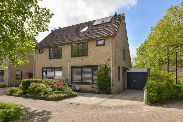 Tweekapper Mijdrecht 4 slaapkamers Garage Zonnepanelen