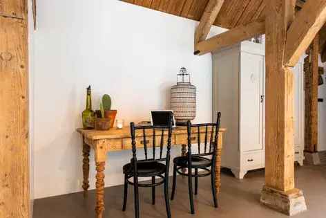 2 Kamer Huis 70m2 Middelharnis: Unieke Polderwoning