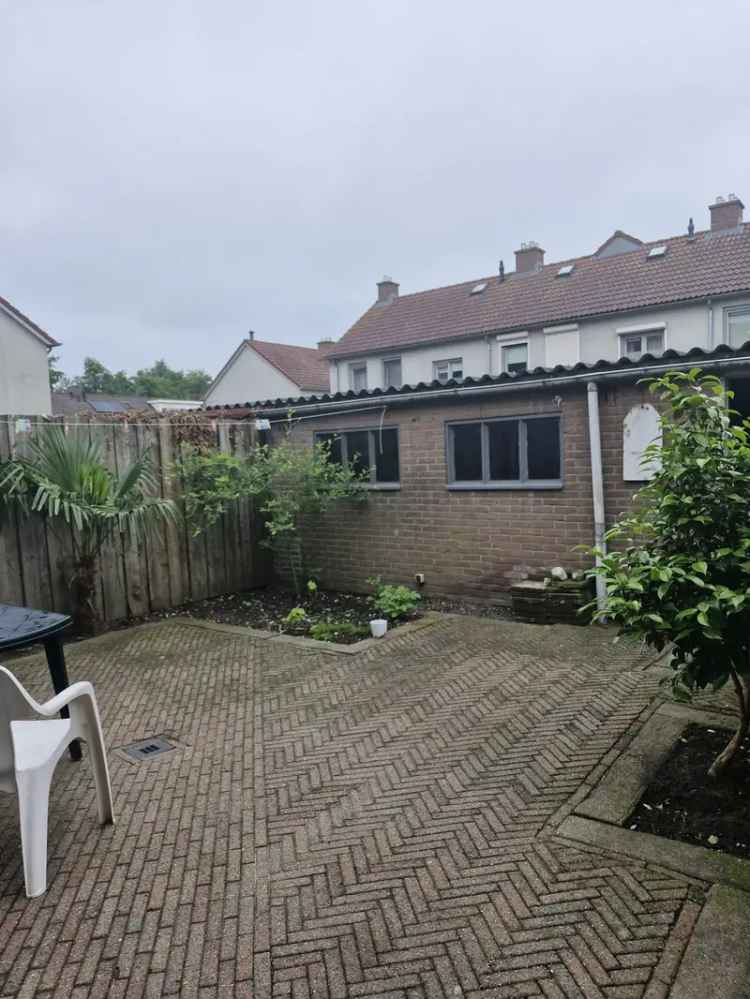 Eengezinswoning Te Huur in Sprang-Capelle, Noord-Brabant