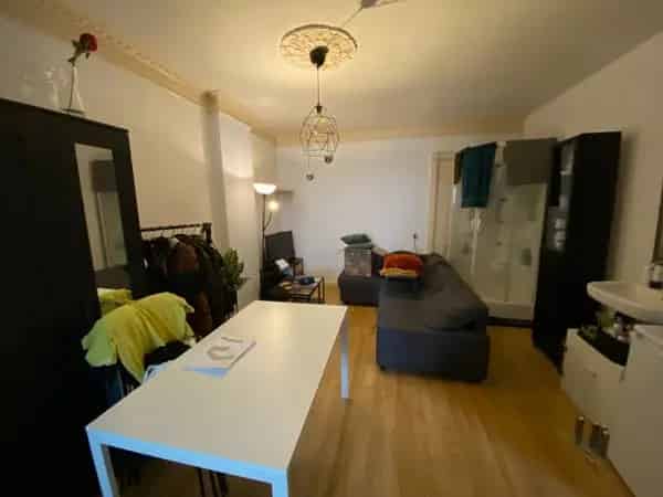 Studentenkamer Tilburg 24m2 Eigen Douche