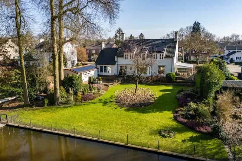 Wilhelminalaan Villa Zutphen 6 slaapkamers 2 badkamers