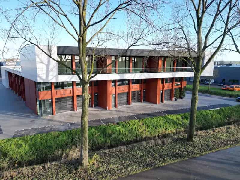 Bedrijfshal te Huur Numansdorp Edisonstraat